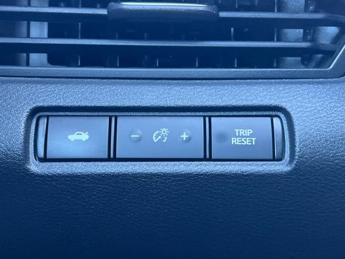 Used 2022 Nissan Altima 2.5 SV AWD/4WD image 28