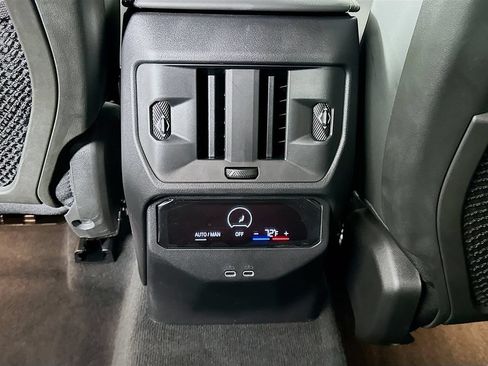 Used 2025 BMW X3 xDrive30i w/ Premium Package AWD/4WD image 23