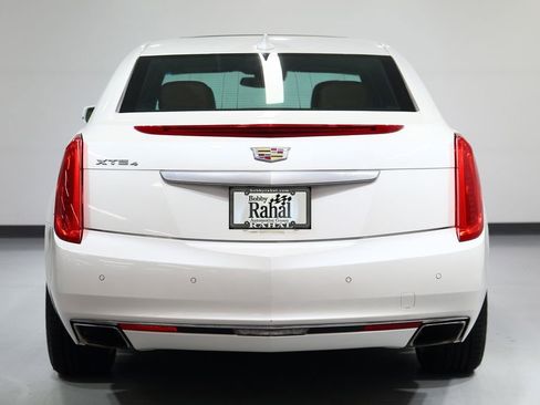 Used 2016 Cadillac XTS Luxury w/ Driver Awareness Package image 13
