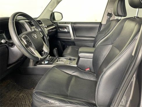 Used 2015 Toyota 4Runner Limited image 2
