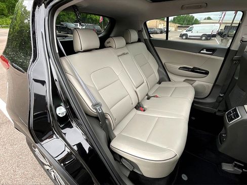 Used 2019 Kia Sportage EX w/ EX Technology Package image 27