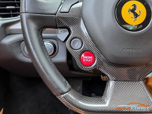 Used 2011 Ferrari 458 Italia Coupe RWD image 28