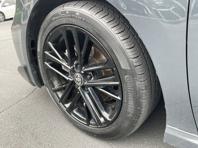 Used 2025 Toyota Camry SE FWD image 13