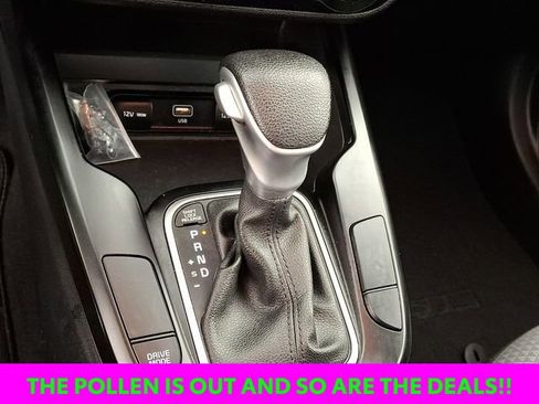 Used 2024 Kia Soul LX w/ Option Group 015 image 16