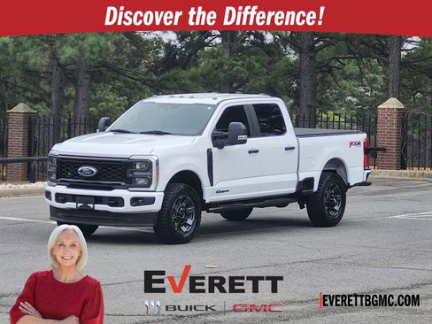 Used 2023 Ford F250 XL w/ STX Appearance Package image 1