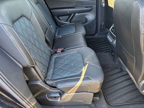 Certified 2025 Volkswagen Atlas Cross Sport SEL Premium R-Line image 11