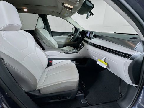 New 2026 INFINITI QX60 Luxe w/ Cargo Package image 38