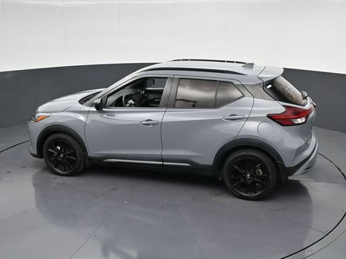 Used 2022 Nissan Kicks SR w/ Premium Package FWD image 26