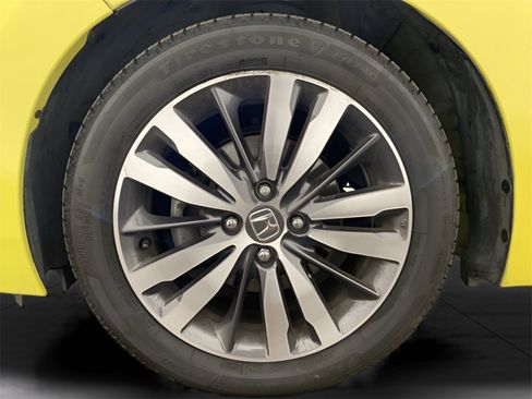 Used 2015 Honda Fit EX image 17