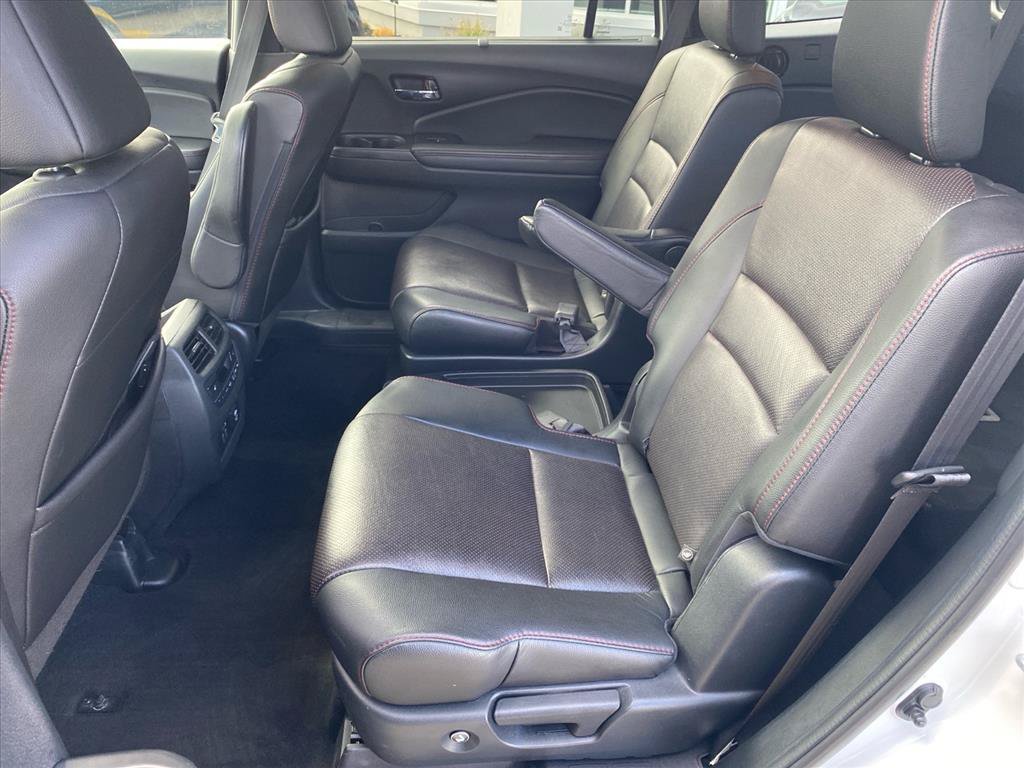Used 2022 Honda Pilot Black Edition image 24