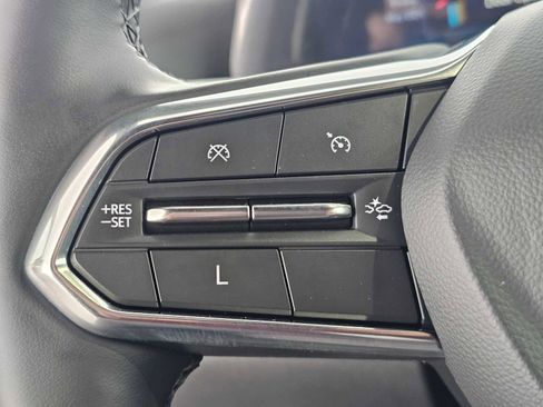 Used 2025 Chevrolet Equinox LT AWD/4WD image 28