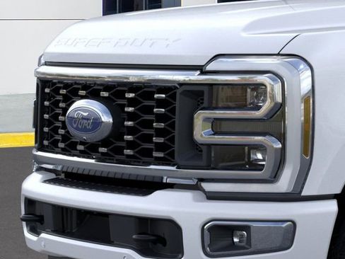 New 2026 Ford F350 Platinum w/ Platinum Plus Package image 34