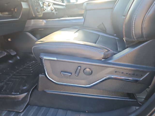 Used 2024 Ford F250 Lariat w/ Lariat Ultimate Package AWD/4WD image 14