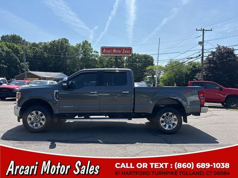 Used 2019 Ford F350 Lariat w/ Lariat Ultimate Package AWD/4WD image 2