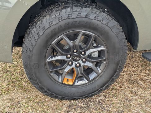 Certified 2025 Ford Expedition Tremor image 11