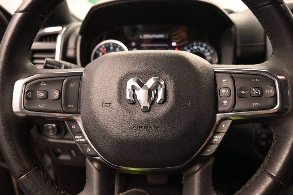 Used 2025 RAM 1500 Laramie AWD/4WD image 10