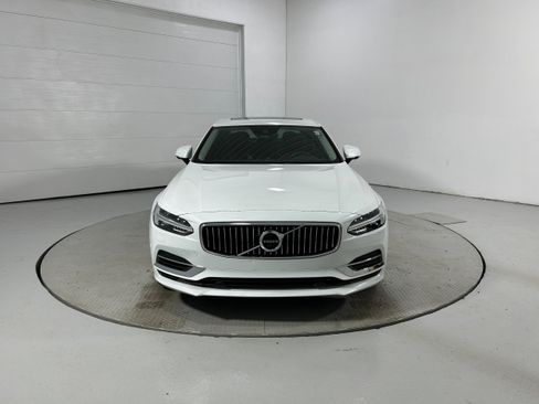 Used 2018 Volvo S90 T8 Inscription w/ Luxury Package AWD/4WD image 17