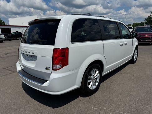 Used 2019 Dodge Grand Caravan SXT FWD image 5