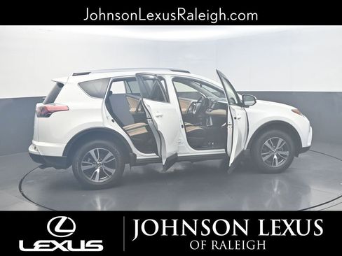 Used 2018 Toyota RAV4 XLE image 26