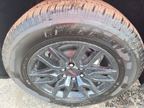 Used 2026 GMC Sierra 1500 Pro w/ Graphite Edition image 16