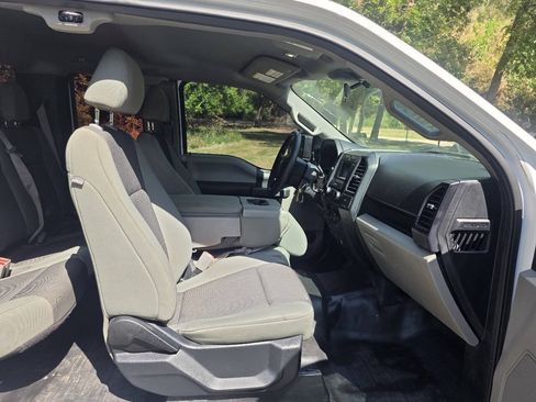 Used 2020 Ford F150 XL w/ Equipment Group 101A Mid RWD image 25