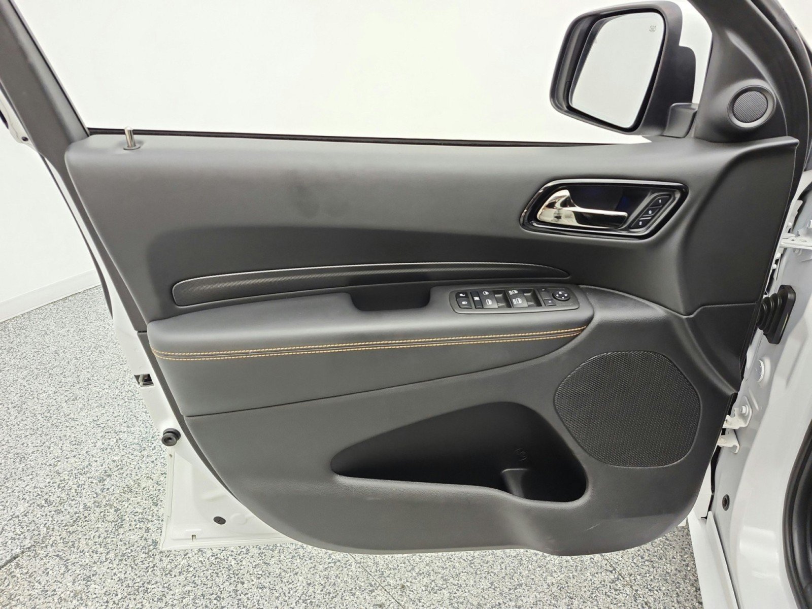 Used 2022 Dodge Durango R/T w/ Quick Order Package 22F RWD image 14