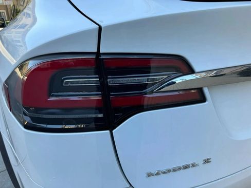Used 2018 Tesla Model X 75D AWD/4WD image 41
