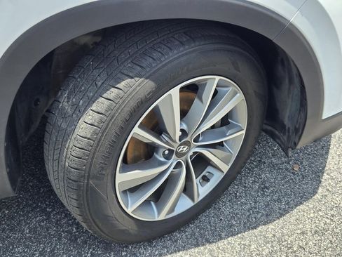Used 2020 Hyundai Santa Fe SEL w/ Convenience Package FWD image 6