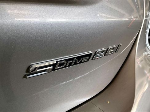 Used 2021 BMW X1 sDrive28i w/ Convenience Package image 9