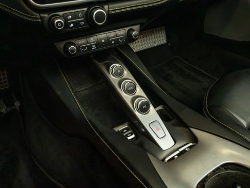 Certified 2020 Ferrari Portofino RWD image 17