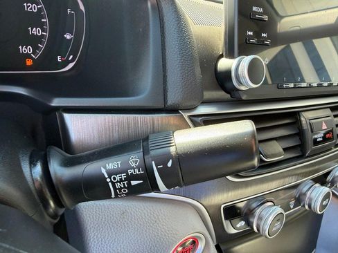 Used 2019 Honda Accord LX image 22