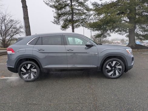 New 2026 Volkswagen Atlas Cross Sport SEL AWD/4WD image 3