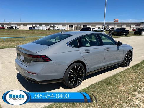 New 2026 Honda Accord Hybrid Touring image 6