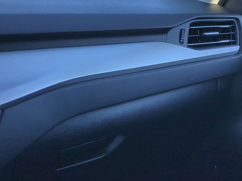 Used 2024 Ford Escape Platinum image 33