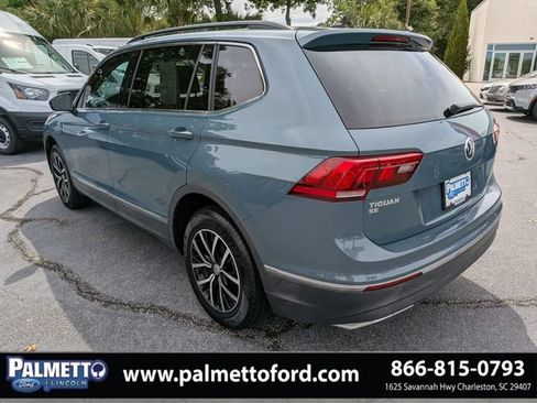 Used 2021 Volkswagen Tiguan SE w/ Panoramic Sunroof Package FWD image 6