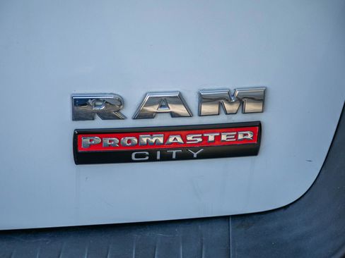 Used 2021 RAM ProMaster City Tradesman image 17
