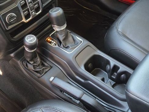 Certified 2022 Jeep Gladiator Sport image 20