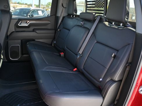 Used 2025 Chevrolet Silverado 1500 RST image 11