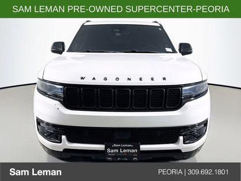 Used 2024 Jeep Wagoneer L Series II AWD/4WD image 2