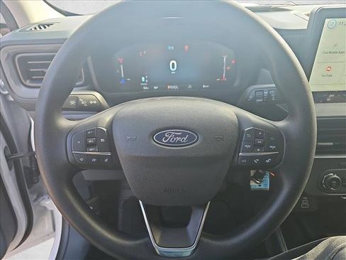 New 2026 Ford Maverick XL image 18