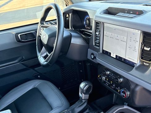 Used 2024 Ford Bronco Big Bend image 40