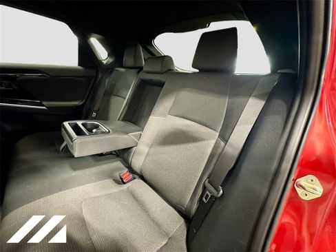 Used 2024 Subaru Solterra Premium image 25