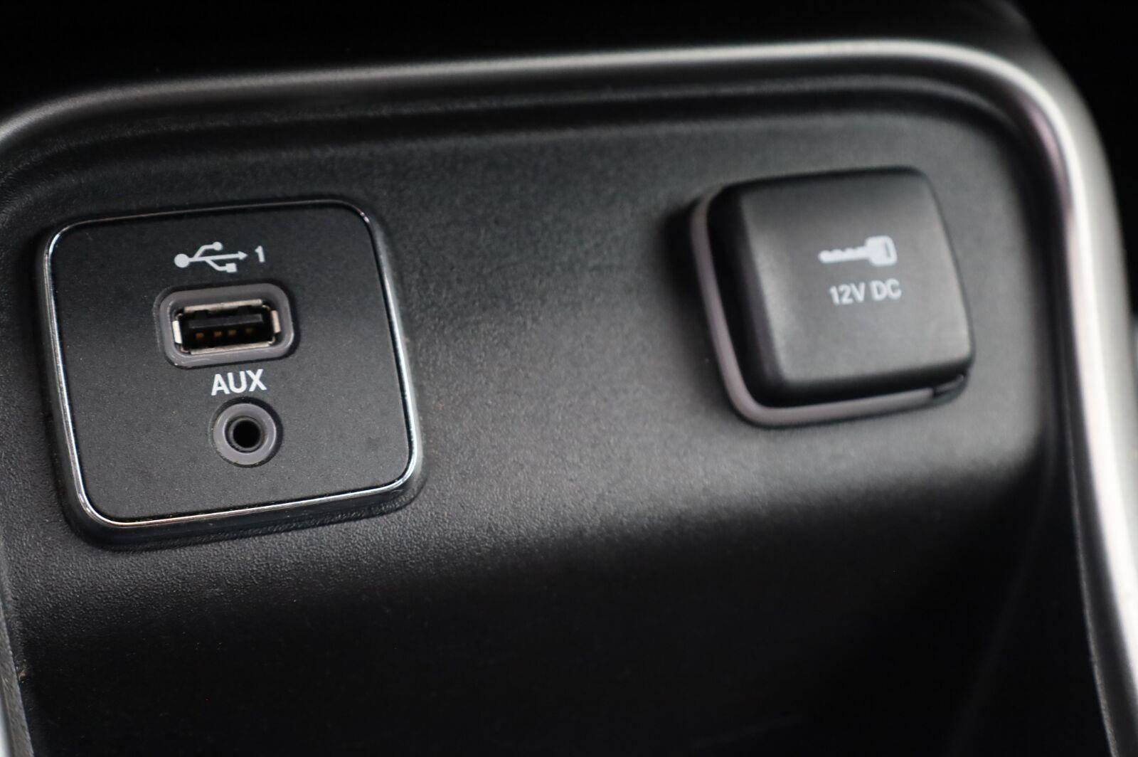 Used 2019 Jeep Compass Latitude FWD image 35