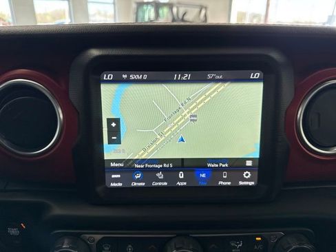 Used 2020 Jeep Gladiator Rubicon w/ Uconnect 4C Nav & Sound Group AWD/4WD image 35