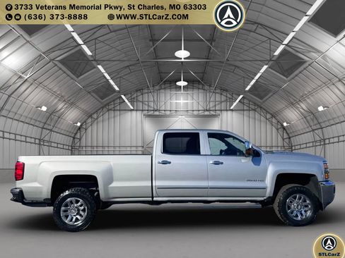 Used 2019 Chevrolet Silverado 3500 LTZ w/ Duramax Plus Package image 2
