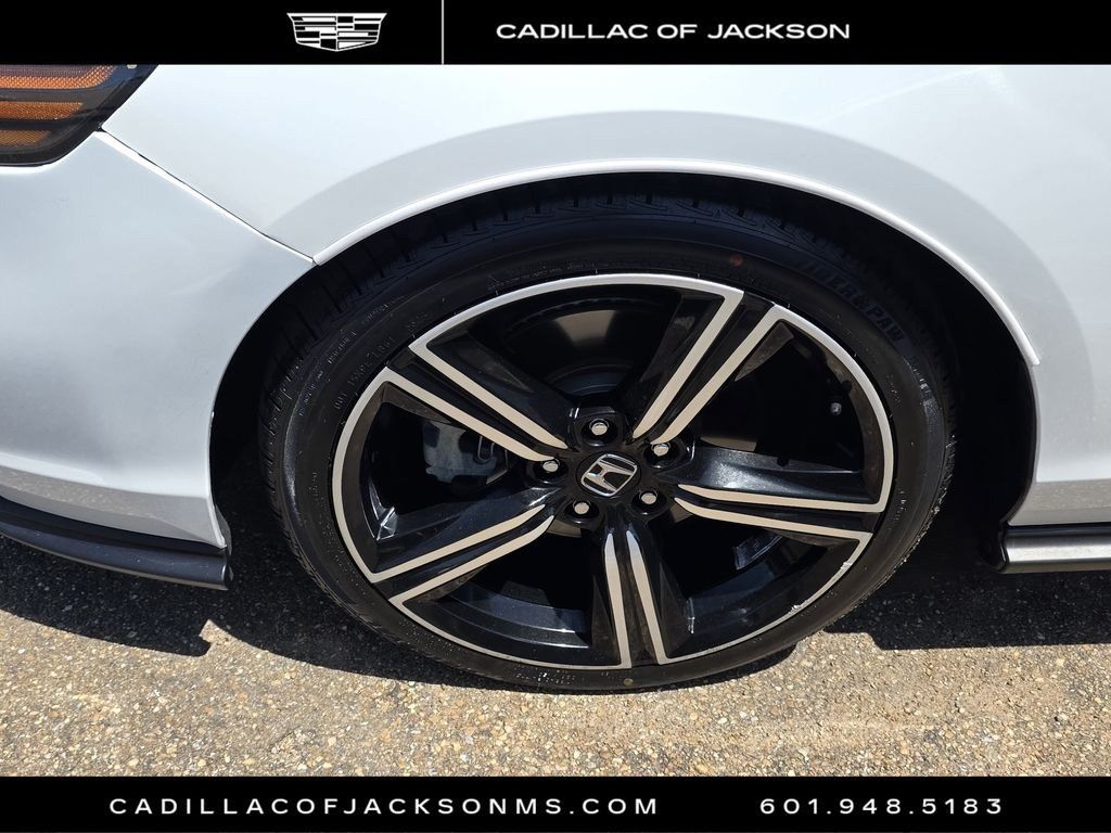 Used 2023 Honda Accord Sport image 10