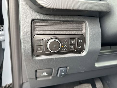 New 2026 Ford F250 Platinum AWD/4WD image 19
