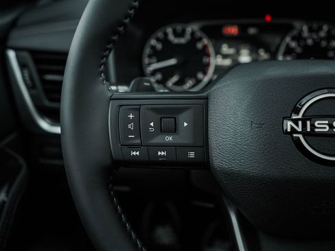 New 2026 Nissan Rogue Dark Armor AWD/4WD image 21