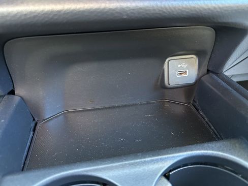 Used 2024 Honda HR-V Sport image 36