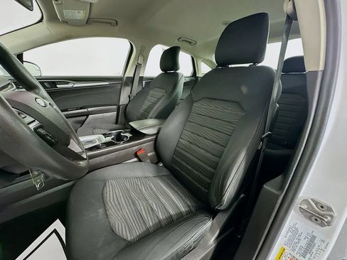Used 2016 Ford Fusion SE FWD image 20